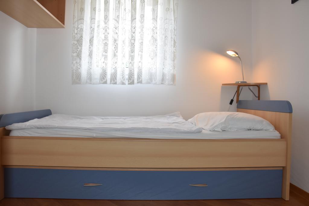 Malinska Center Apartment Dış mekan fotoğraf