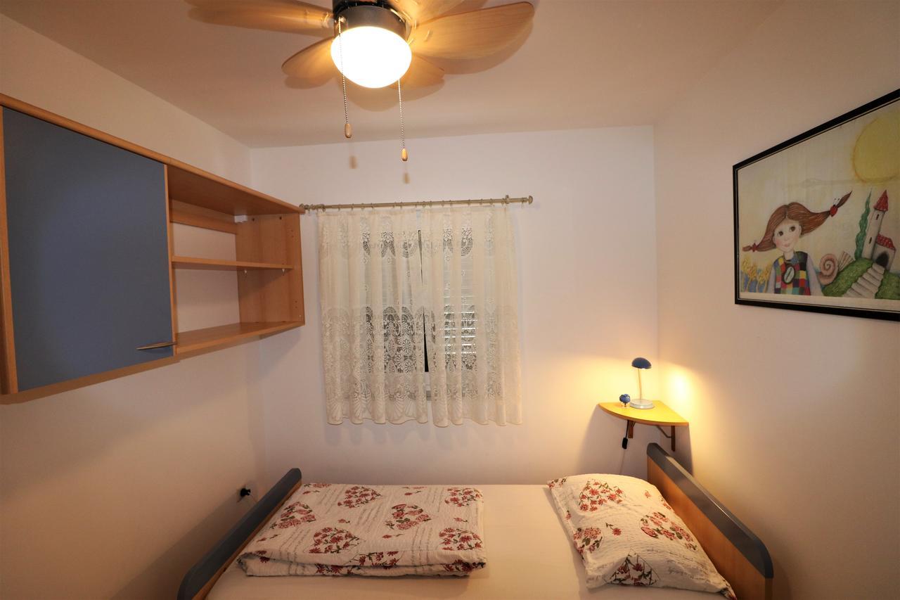 Malinska Center Apartment Dış mekan fotoğraf
