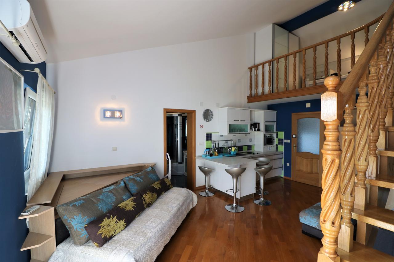 Malinska Center Apartment Dış mekan fotoğraf