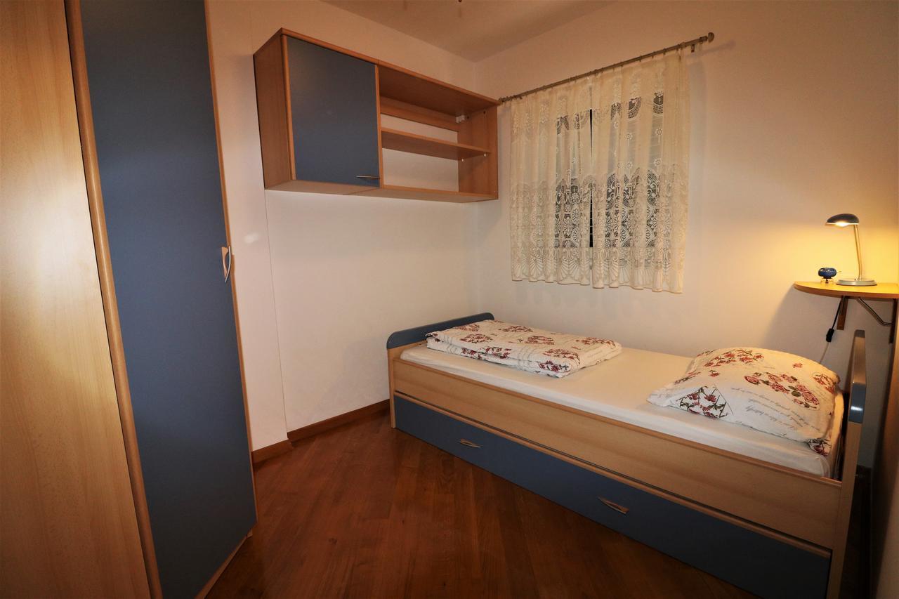 Malinska Center Apartment Dış mekan fotoğraf