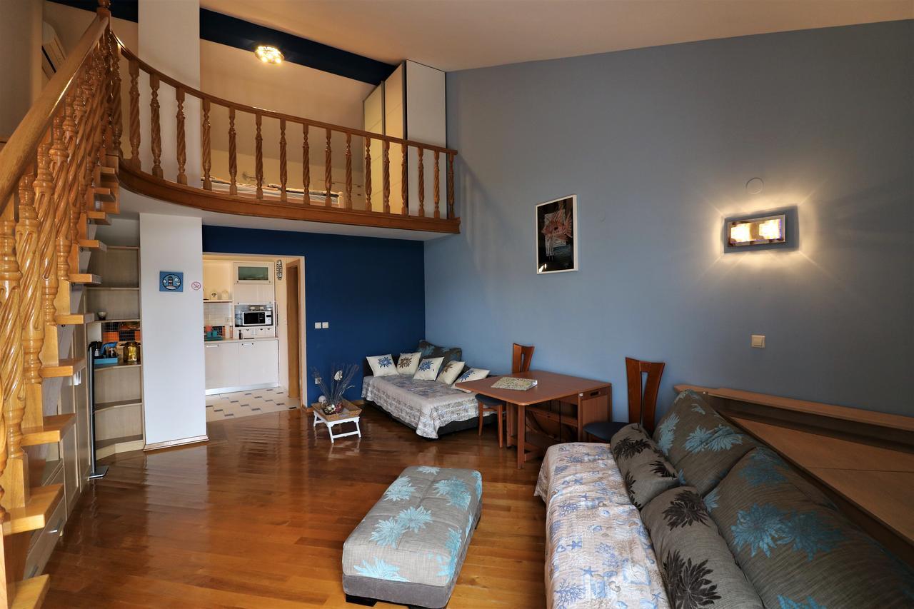 Malinska Center Apartment Dış mekan fotoğraf