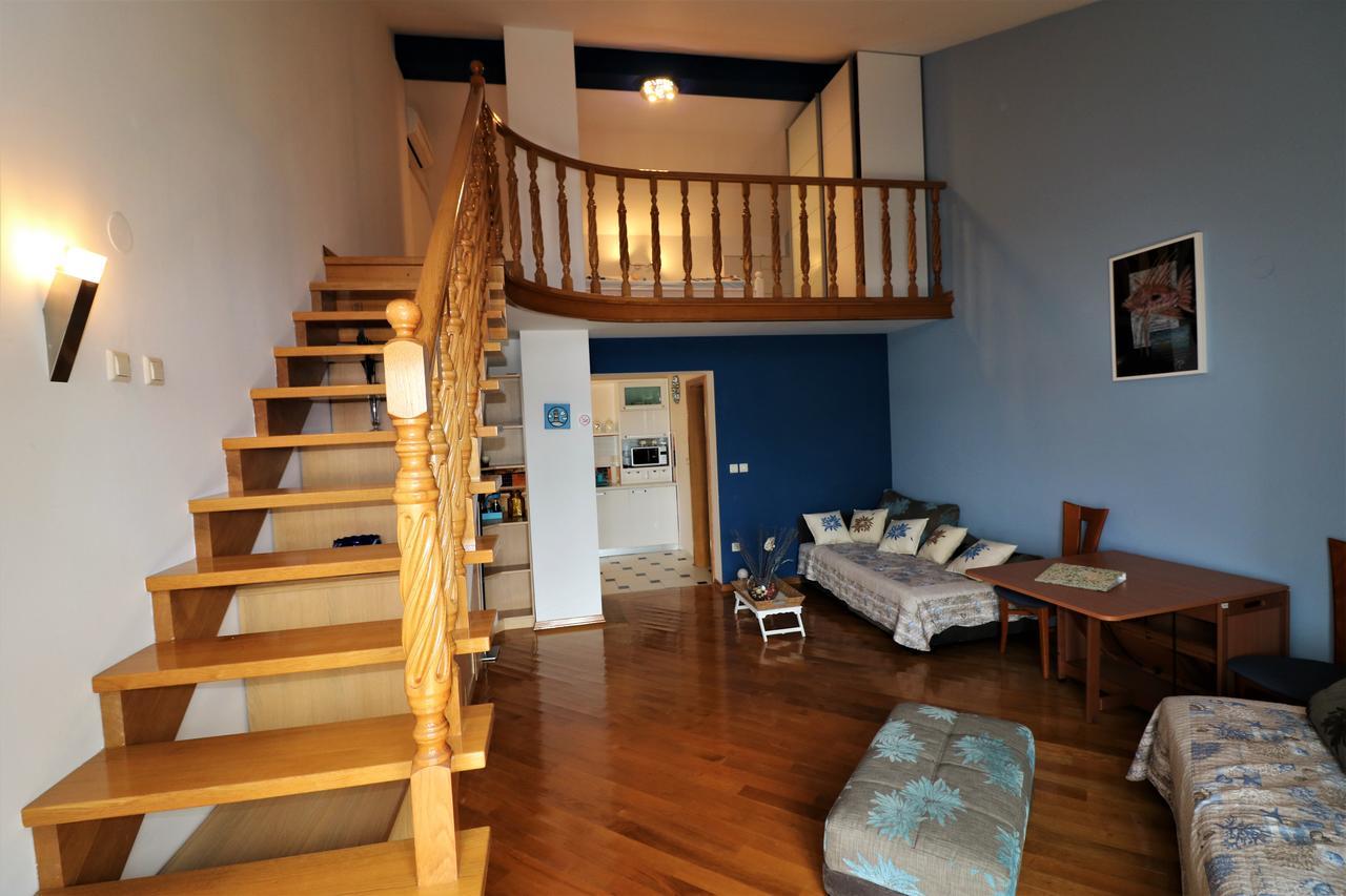 Malinska Center Apartment Dış mekan fotoğraf