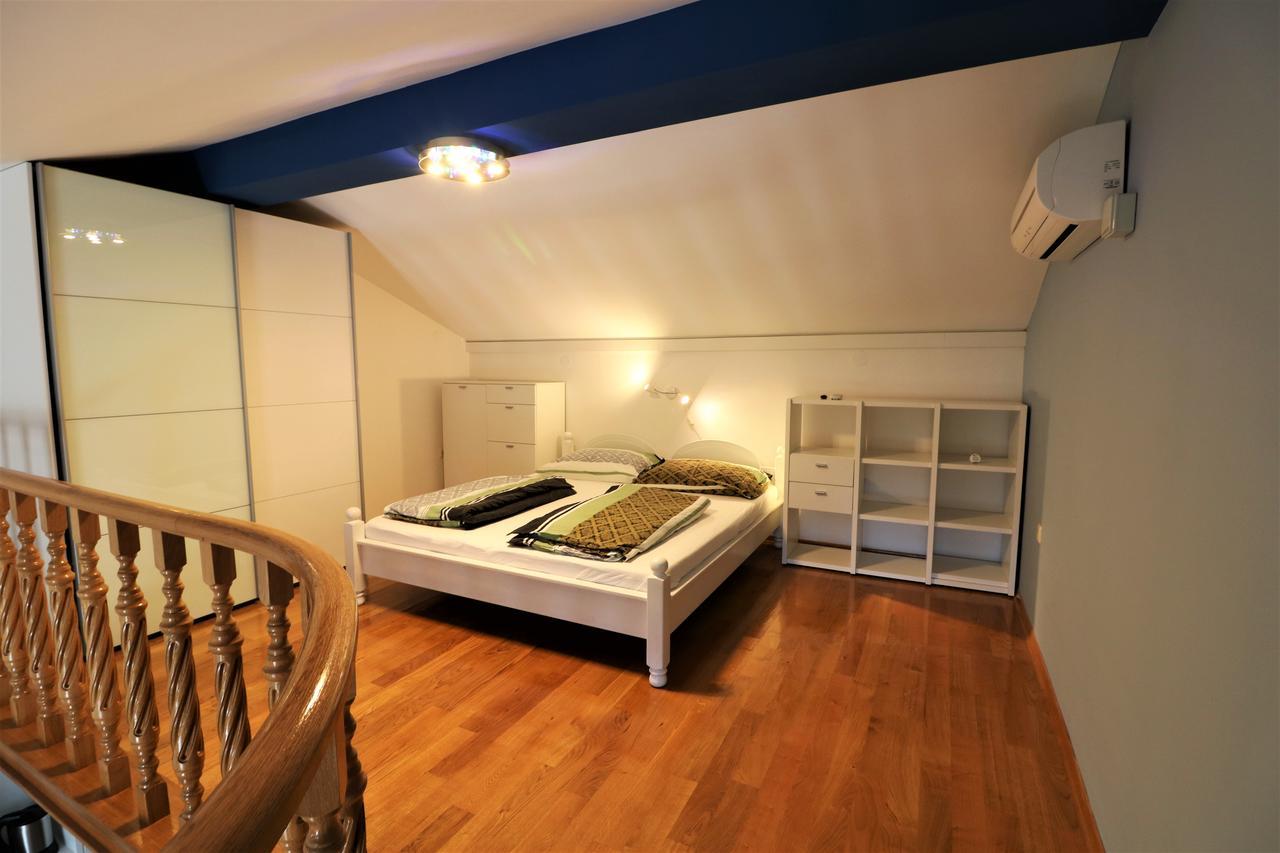 Malinska Center Apartment Dış mekan fotoğraf