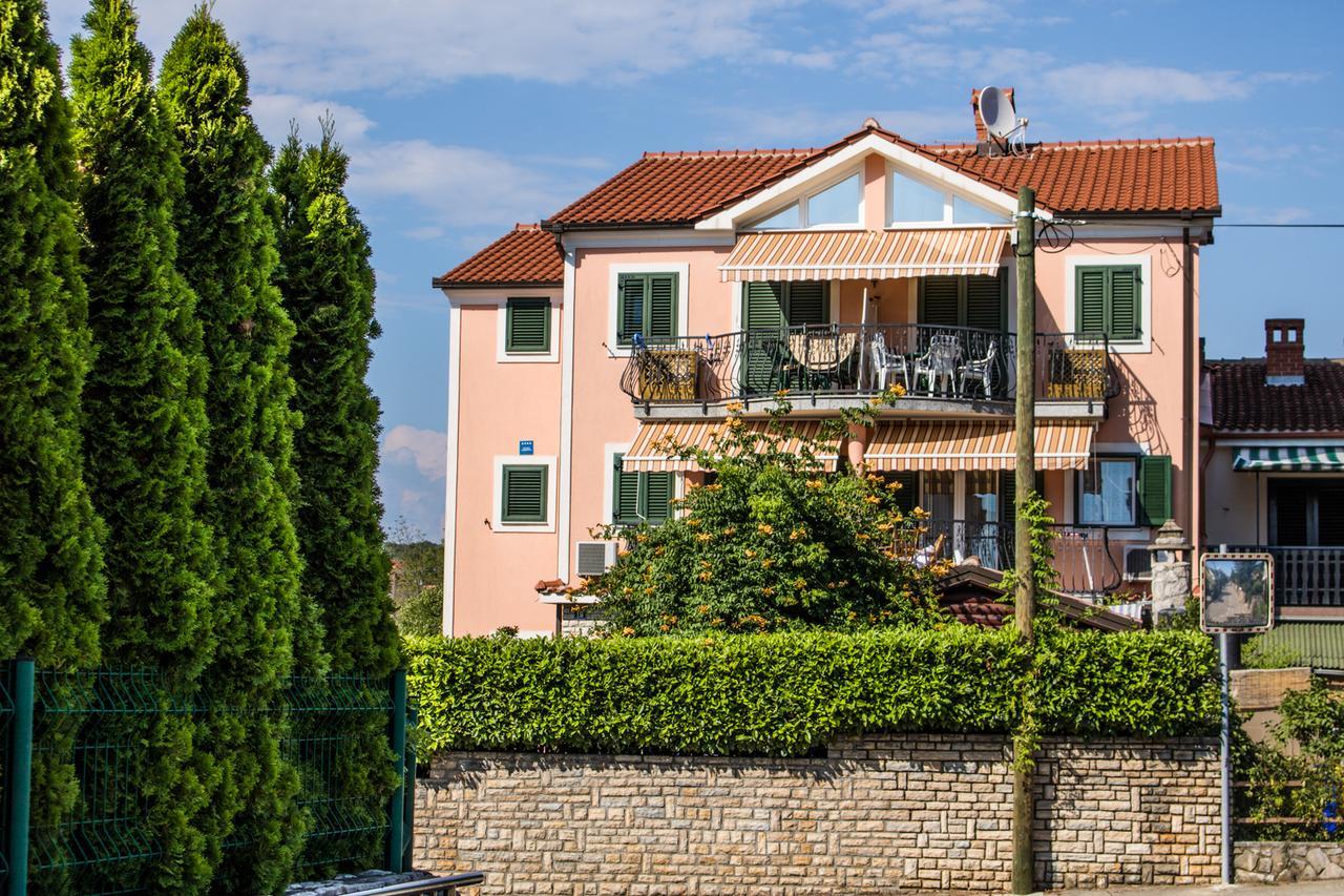 Malinska Center Apartment Dış mekan fotoğraf